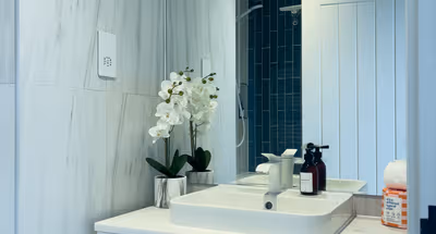 Luxe Penthouse Retreat - 92-94 WINDMILL ROAD