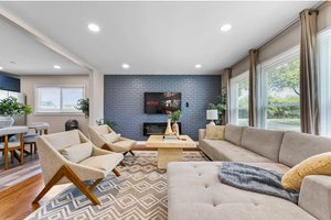 Chic 3BR: Game Room & Outdoor Fire Pit