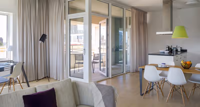 Hoevenplein Service Apartment