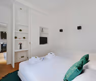 Chic One-Bedroom Apartment in the Heart of Paris' 8th Arrondissement, Steps from Champs Elysées - Mobility Lease ONLY