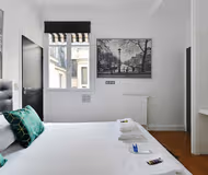 Chic One-Bedroom Apartment in the Heart of Paris' 8th Arrondissement, Steps from Champs Elysées - Mobility Lease ONLY