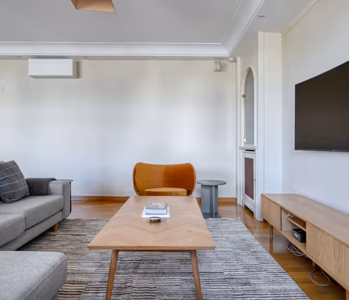 Lalo Service Apartment