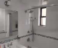 The Pearl on Pineapple St