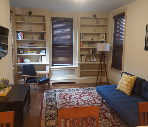 The Pearl on Pineapple St