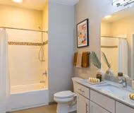 Addison Ave Apartment