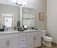 Addison Ave Apartment