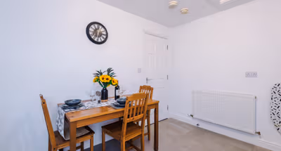Modern apartment, Sapphire Touch ideal for business, sleeps 3!