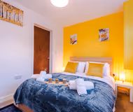 NEW! Spacious apartment, ideal for business & work