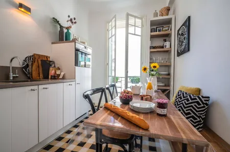 Alban Serviced Apartment