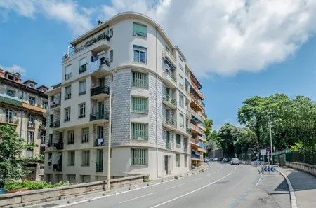 Alban Serviced Apartment