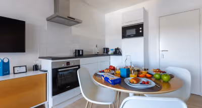 Quarter Service Apartment