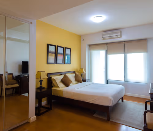 Estrella  Makati Residence