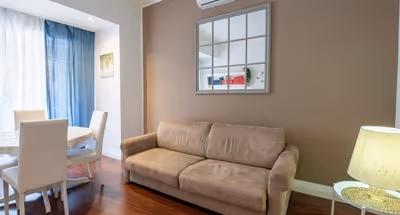 Carlo  Service Apartment