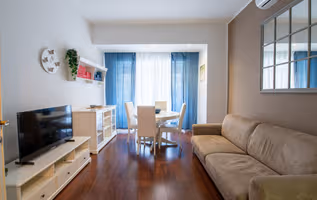 Carlo  Service Apartment