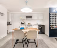 Etienne Service Apartment