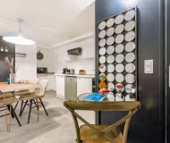 Etienne Service Apartment