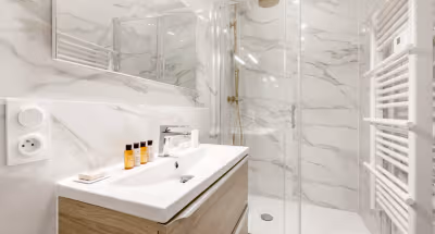 Republique service apartment