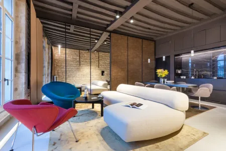 Bourbon Service Apartment