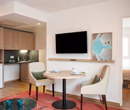 Quai Service Apartment