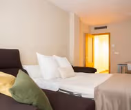 Patraix Service Apartment