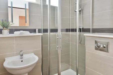 Luxury bathroom at Byron House Apartment Cambridge