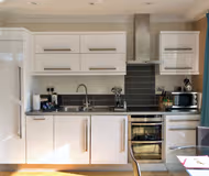 Fully equipped kitchen in Studio apartment at Byron House Apartment Cambridge