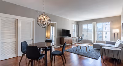 S Van Ness Ave Apartment