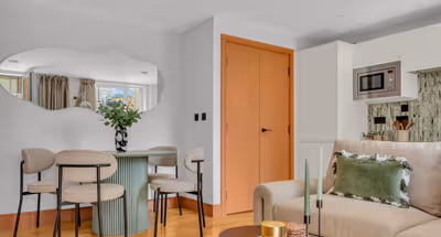 Living room at Canary Gateway at Limehouse by MySquare