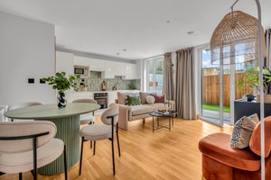 Canary Gateway at Limehouse by MySquare