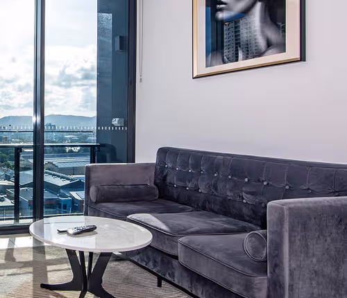 Merivale Street Serviced Apartment