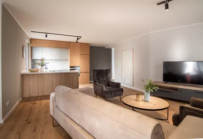 Storm Service Apartments