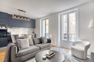 Augereau Service Apartment