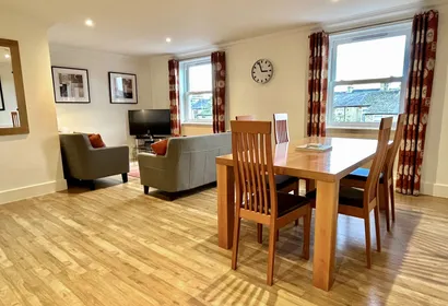 Manor House Duplex 2-bedroom/2-bathroom