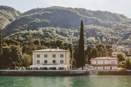 Magnificient Villa located right on the shores of Lake Como