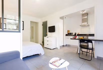 Vallombrosa service apartment