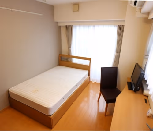 Apartments Near Shinjuku Sumitomo Building