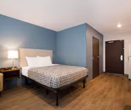 Hemlock Ave Apartment