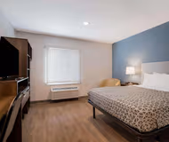 Hemlock Ave Apartment