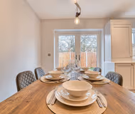 Central & Stylish 3 Bed House | Parking & Garden