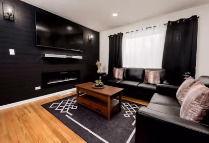 Joliet’s Cozy Oasis