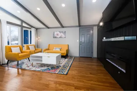 Lovely Home in Elmhurst