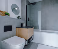 Long Term Discounts, Preston, Sleeps 5, Free WI-FI