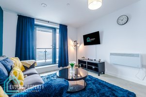 Stunning 2 Bed Apt, Dart Board, Amazing Views