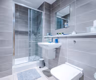 Studio Apt, Dart Board, Sleeps 3, Long Term Disc