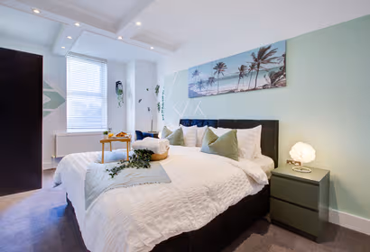 Stylish 1 Bedroom Apartment, Free parking