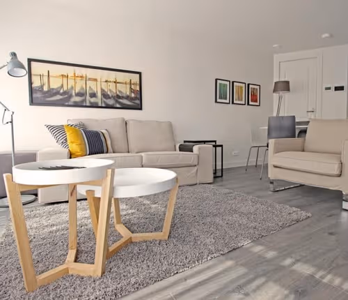 Korte Service Apartment