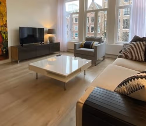 Canal Service Apartment