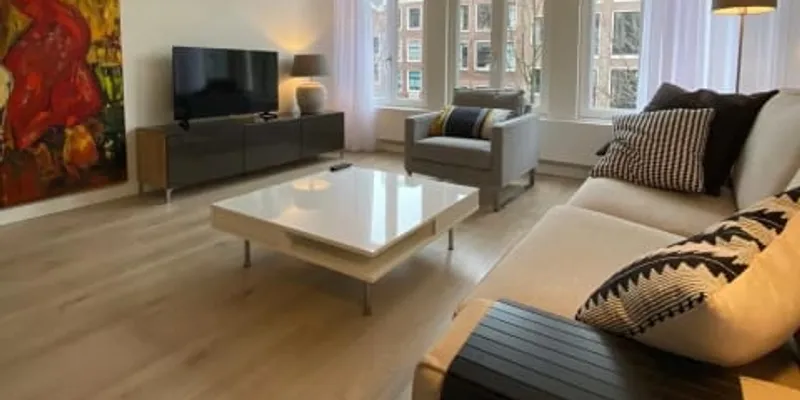 Canal Service Apartment