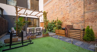 Career Margarit service apartment