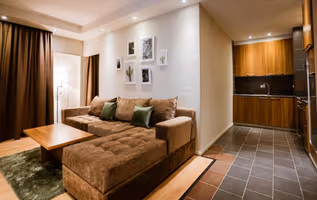 Colson Street Serviced Apartment
